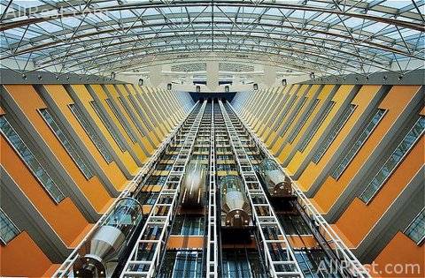 Jumeirah Emirates Towers Hotel 6